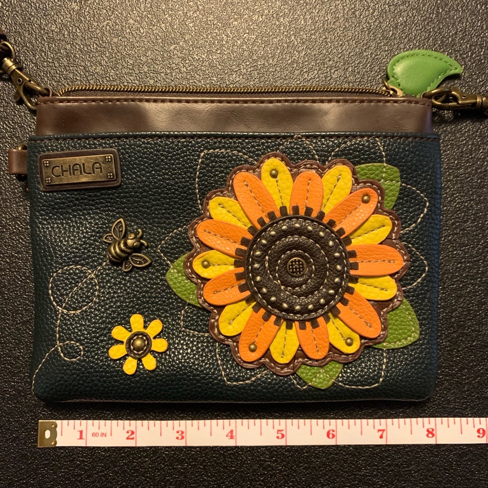 *Very gently used* Chala Mini Crossbody Purse